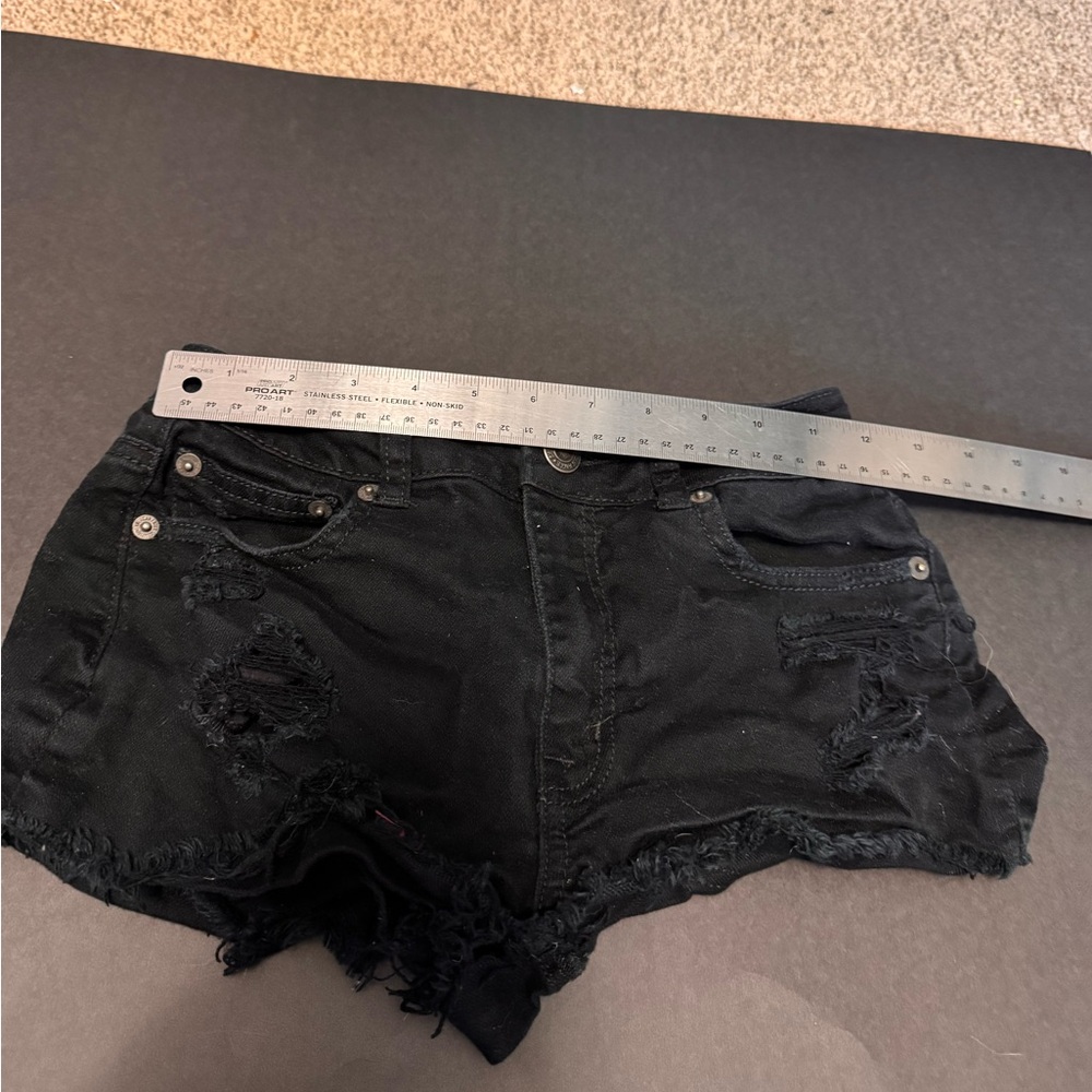 American Eagle Hi-Rise Festival Black Distressed Shorts - Picture 7 of 7